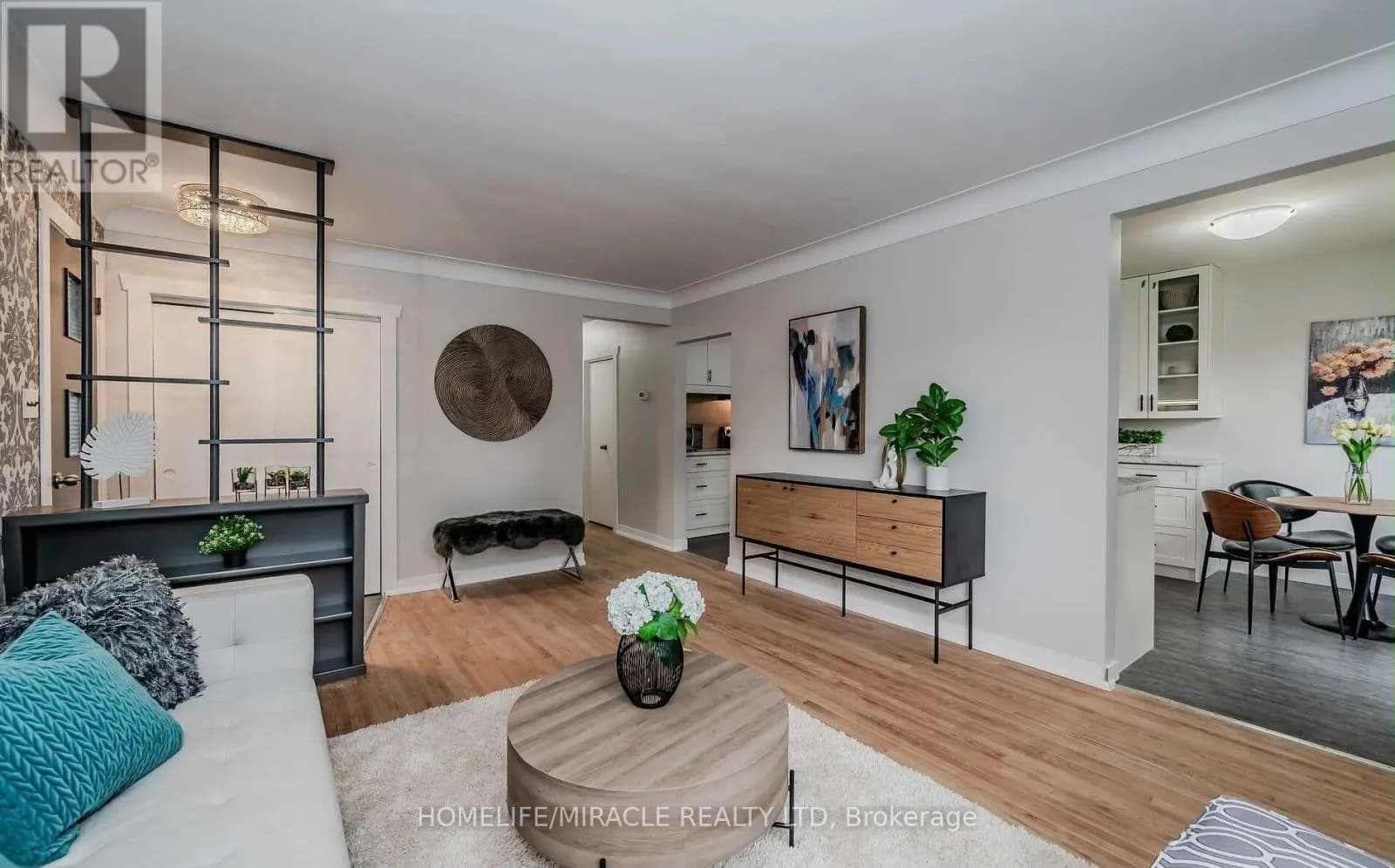 10 GREENWOOD AVENUE — photo 4 of 27