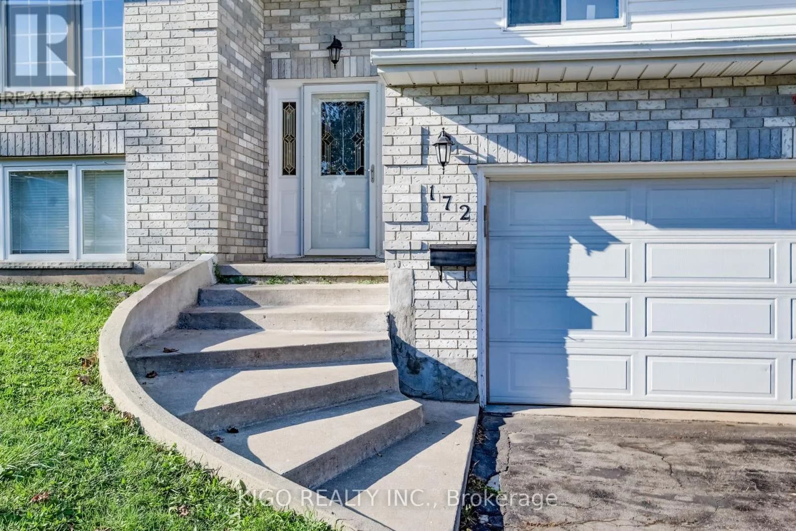 172 TAYLOR AVENUE — photo 5 of 38