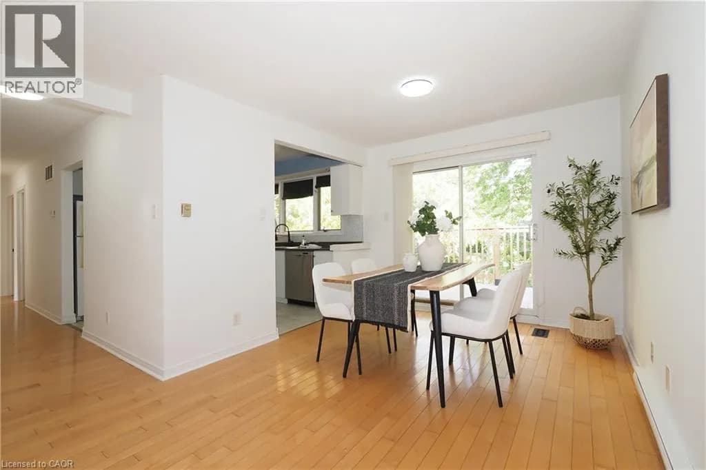 98 AMOS Avenue — photo 5 of 19