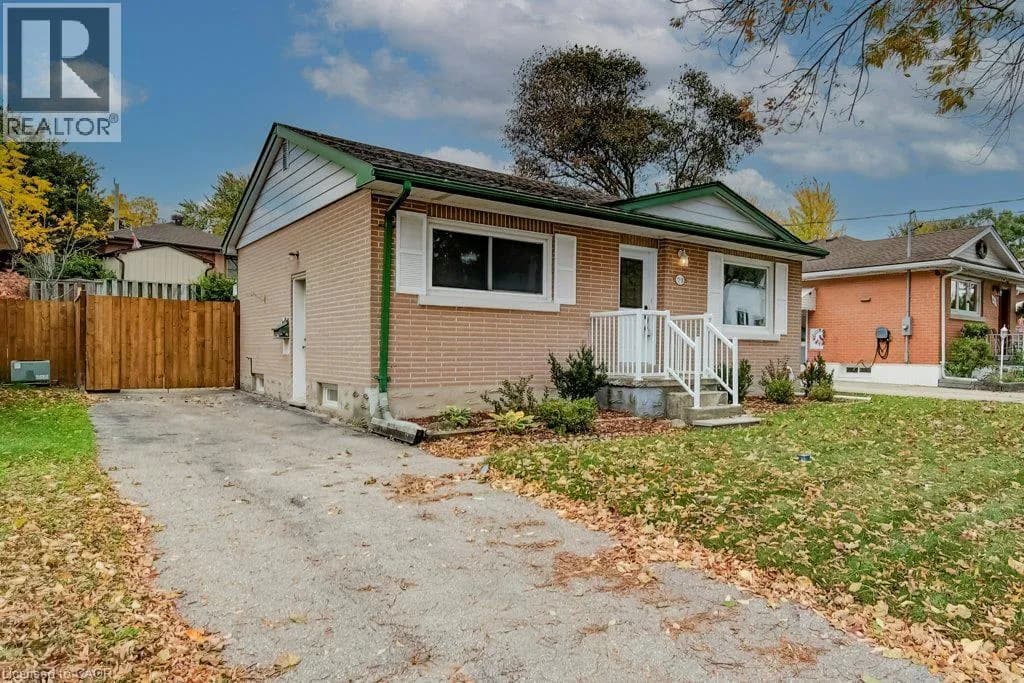 79 HOFFMAN Street — photo 4 of 44