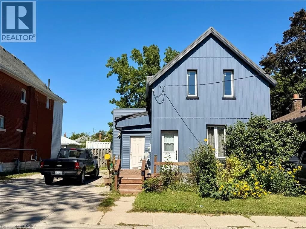 112 ARTHUR Street — photo 1 of 2