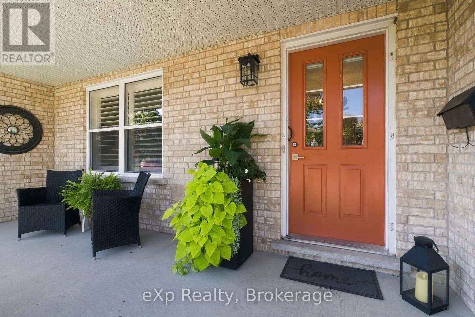 358 DUFFERIN STREET — photo 3 of 37