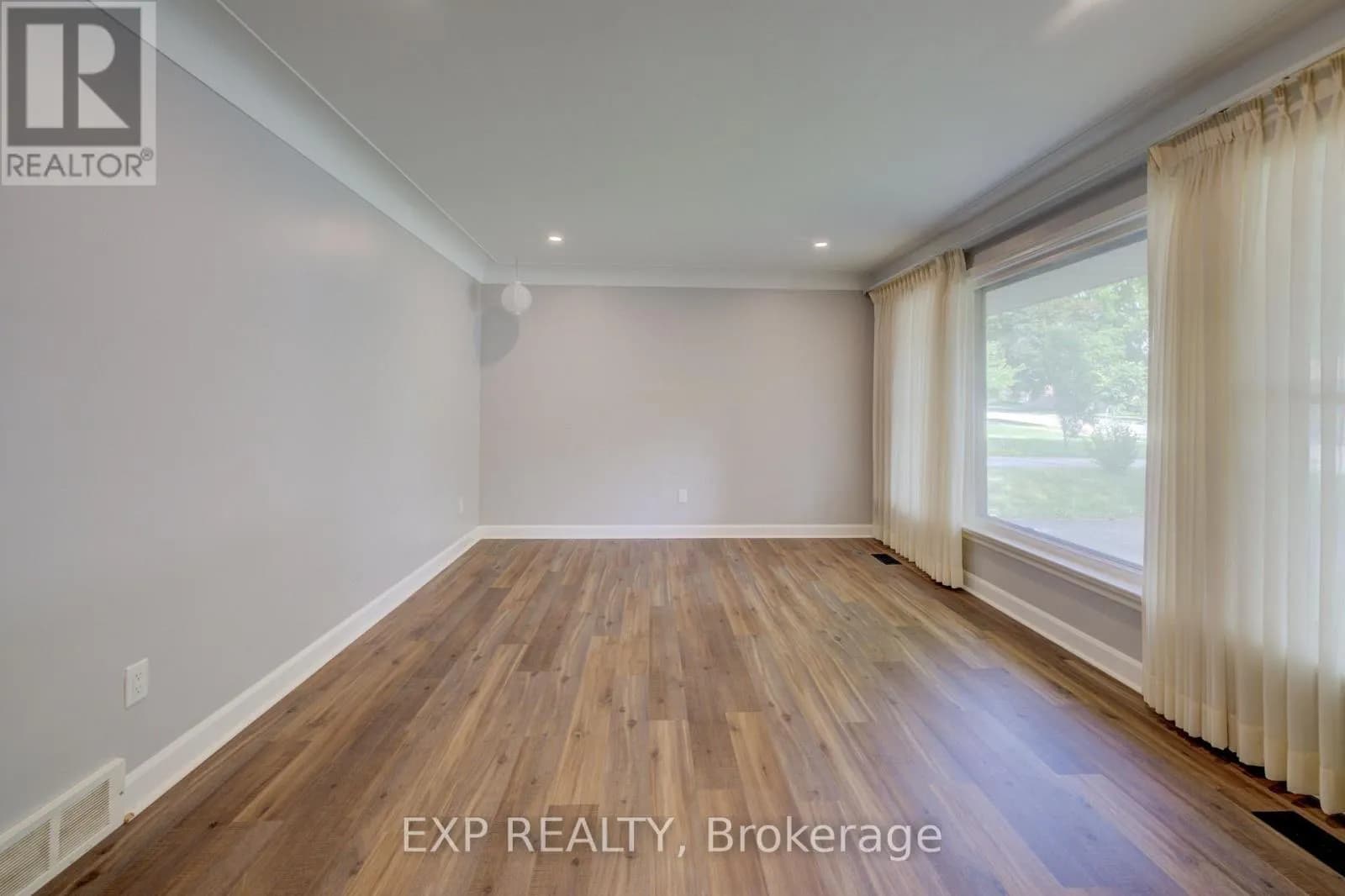 244 ROYAL STREET — photo 4 of 48