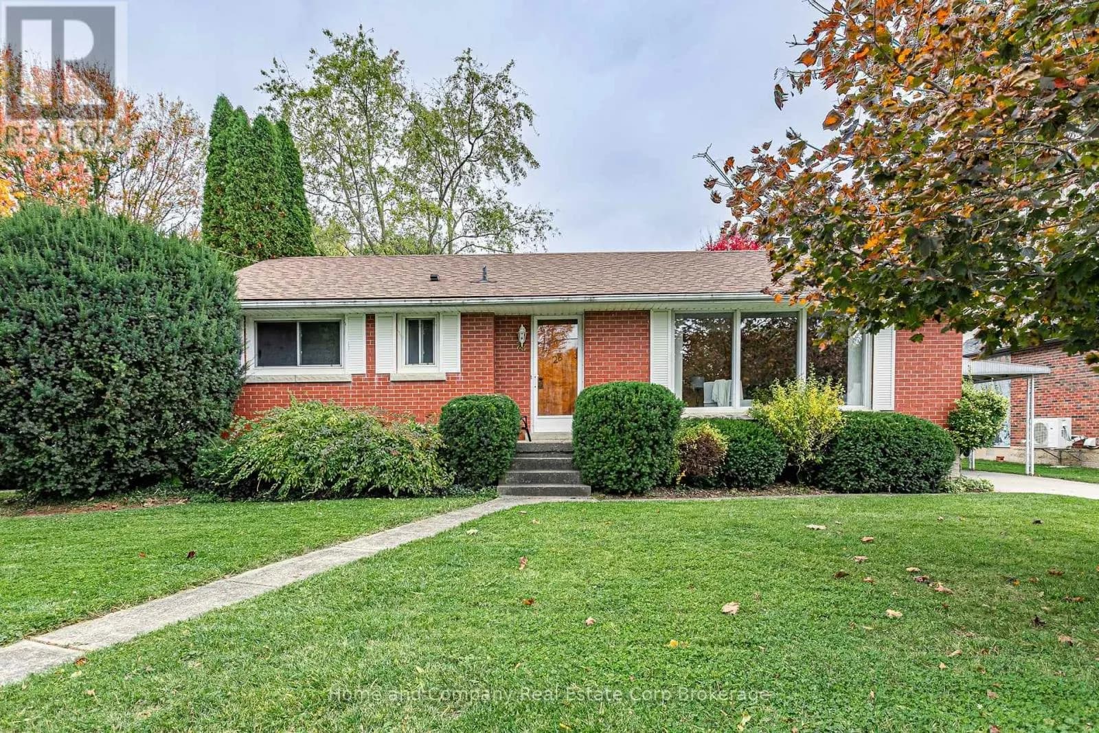 28 HESSON STREET — photo 1 of 35