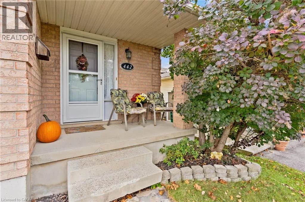 442 JOSEPH Street — photo 4 of 43