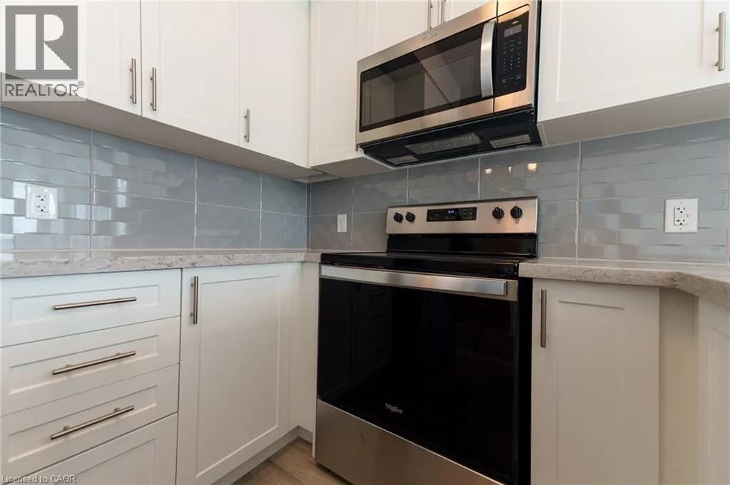470 DUNDAS Street E Unit# 702 — photo 5 of 16