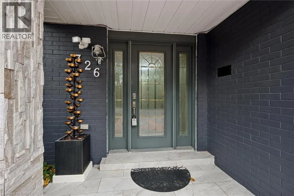 326 MANCHESTER Road — photo 4 of 32