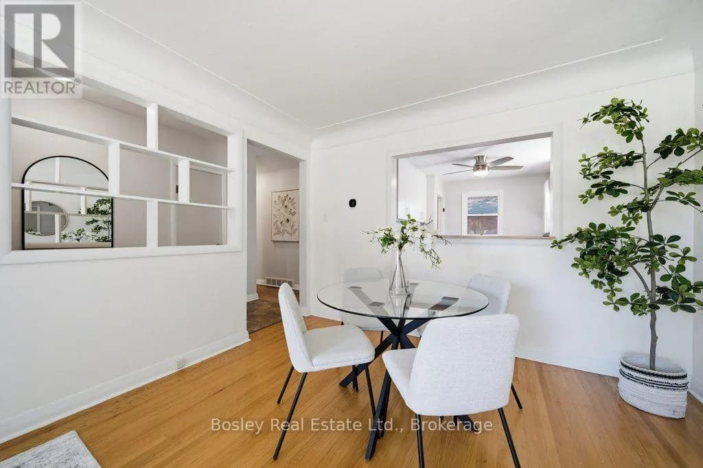 18 MAYWOOD ROAD — photo 5 of 44