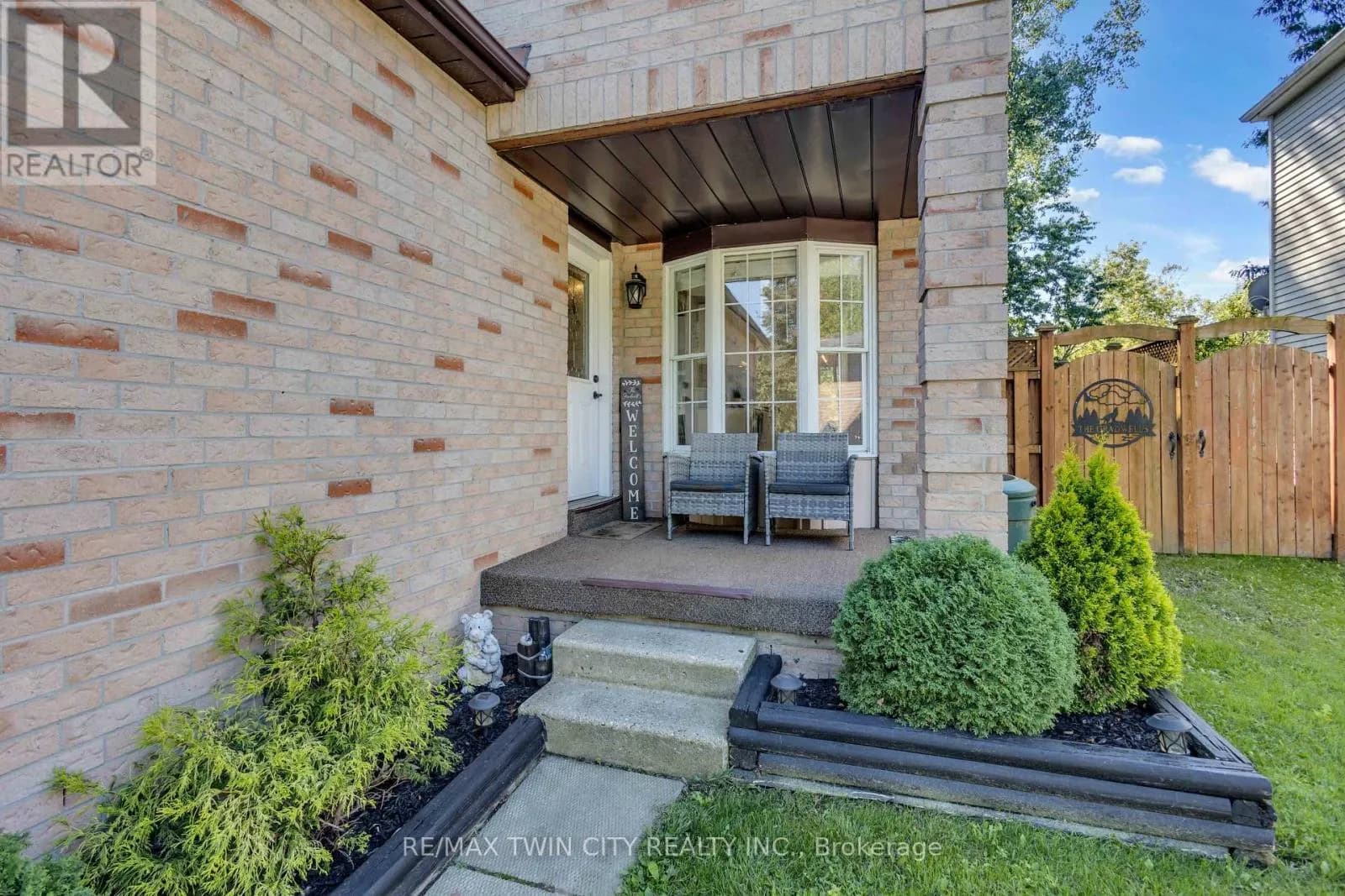 117 D'AUBIGNY ROAD — photo 5 of 50