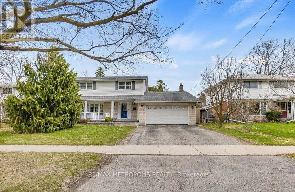 100 WARREN ROAD — photo 2 of 37