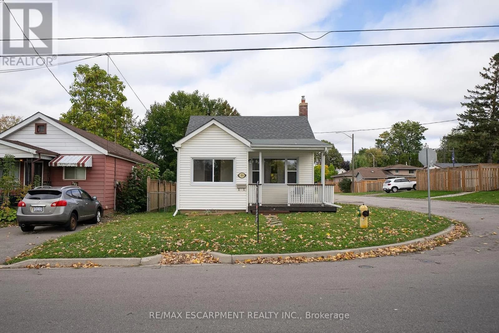 364 WELLINGTON STREET — photo 1 of 35