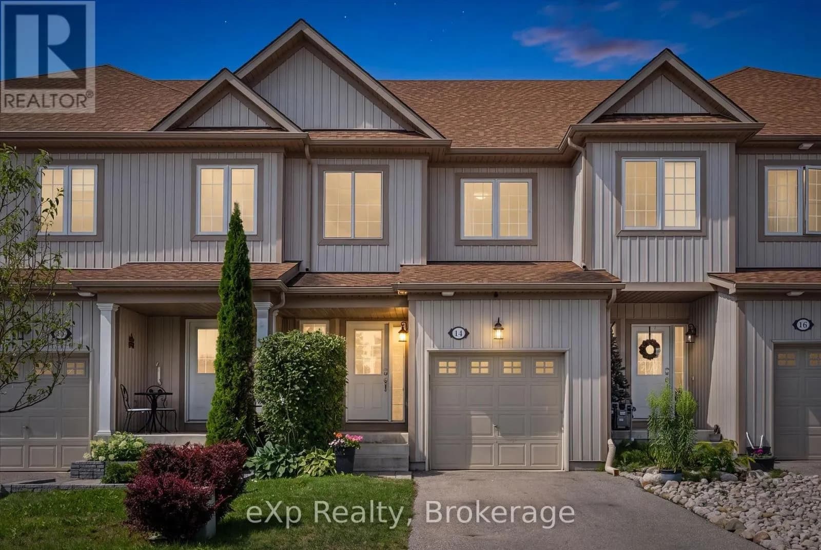 14 SADLER STREET — photo 1 of 38