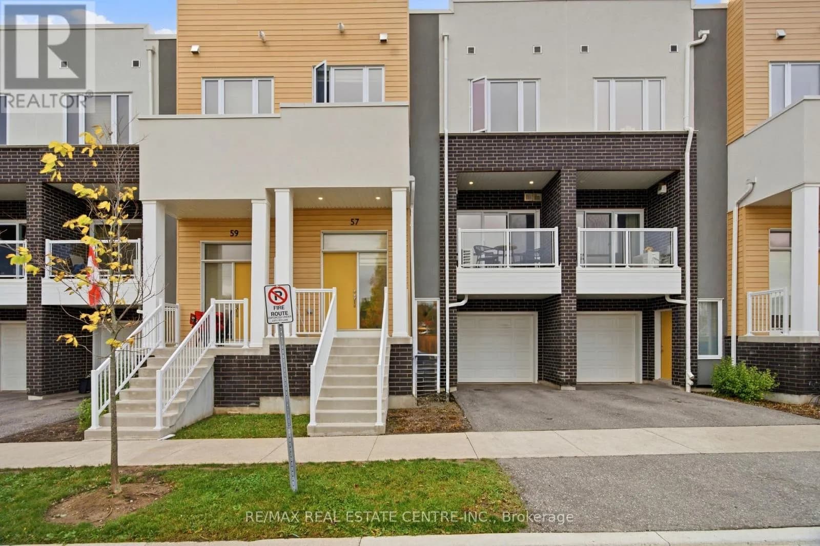 57 PROGRESS CRESCENT — photo 2 of 28