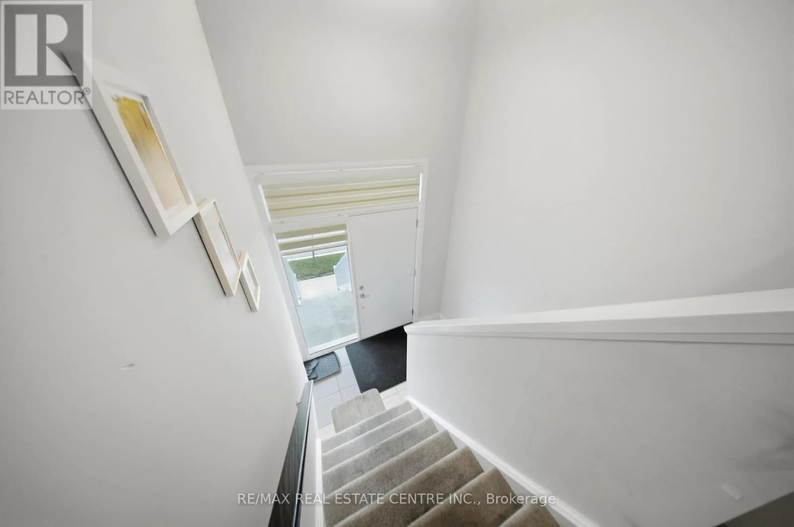 57 PROGRESS CRESCENT — photo 5 of 28
