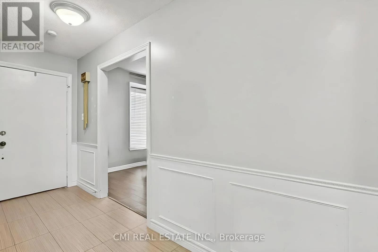 360 CULPEPPER PLACE — photo 3 of 41