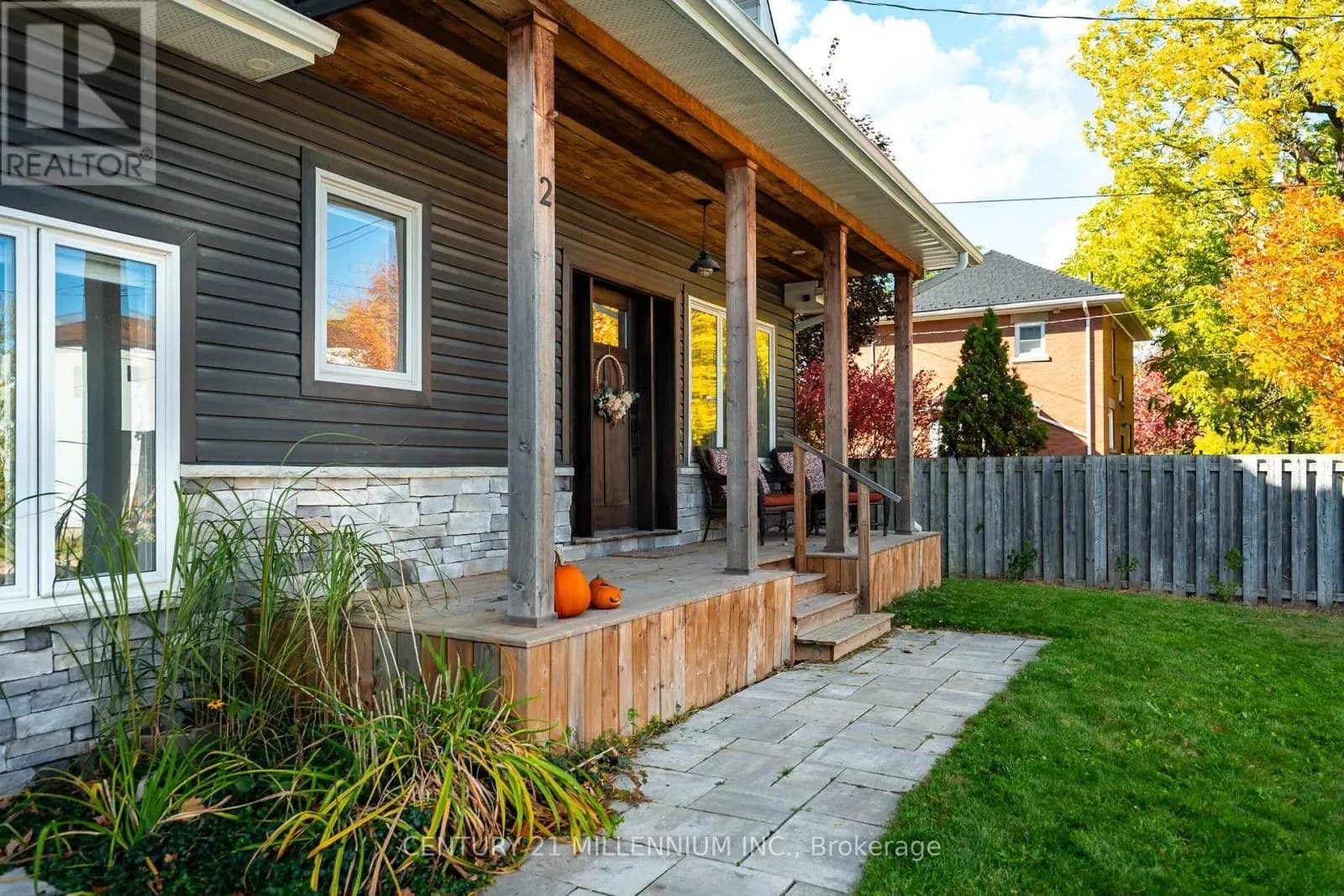 2 AMANDA STREET — photo 3 of 40
