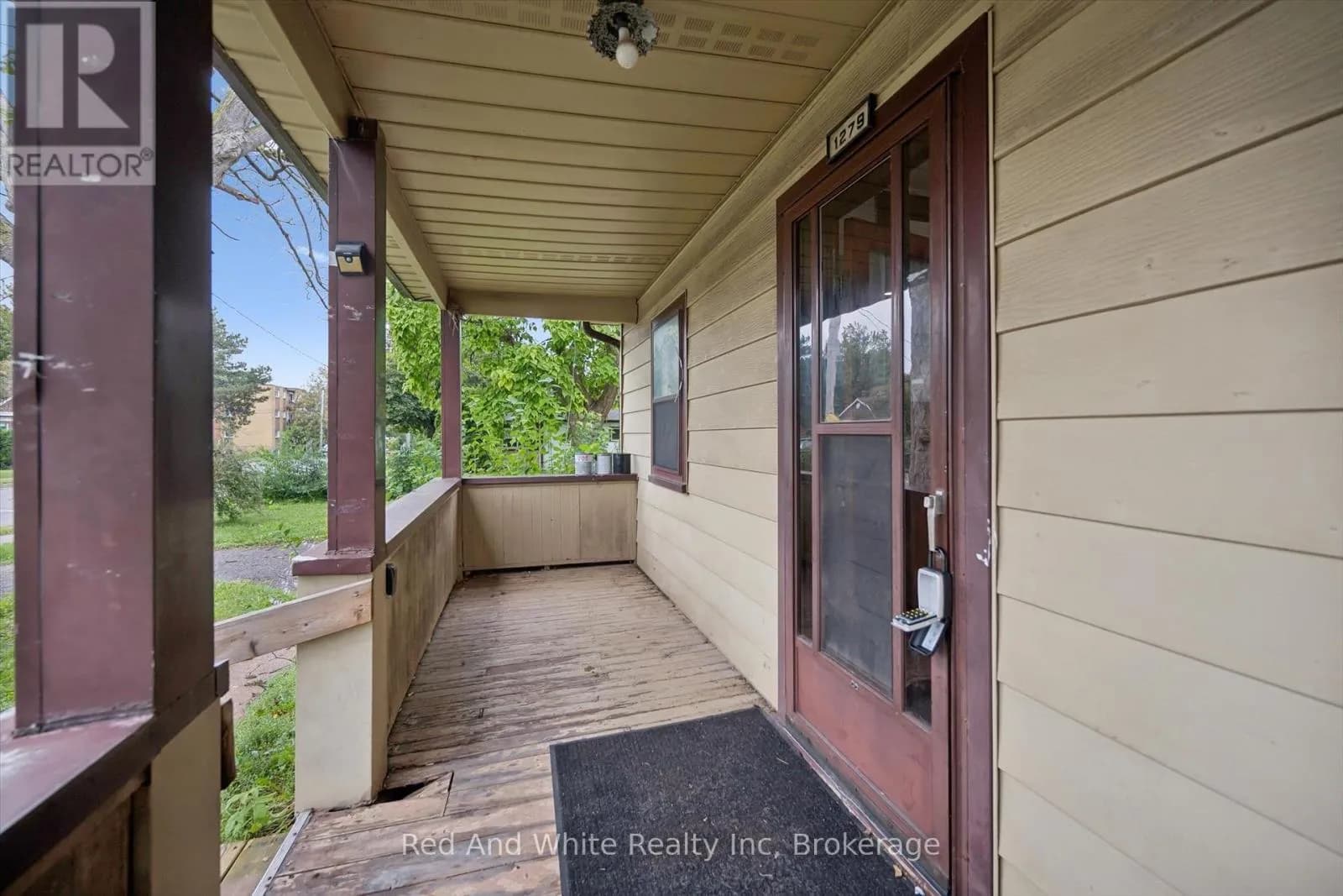 1279 HAMILTON STREET — photo 3 of 28