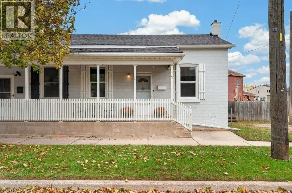 147 PEARL Street — photo 1 of 39