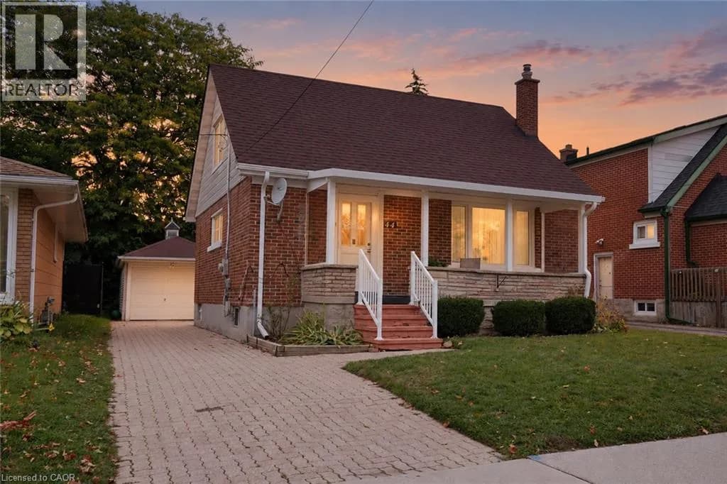 44 RUBY Street — photo 1 of 40