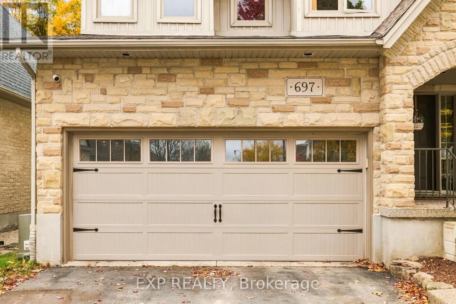 697 RHINE FALL DRIVE — photo 4 of 50
