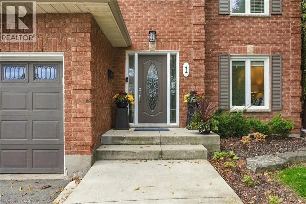 1 FENTON Drive — photo 3 of 49