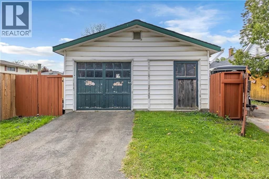 35 JAMES Avenue — photo 4 of 23