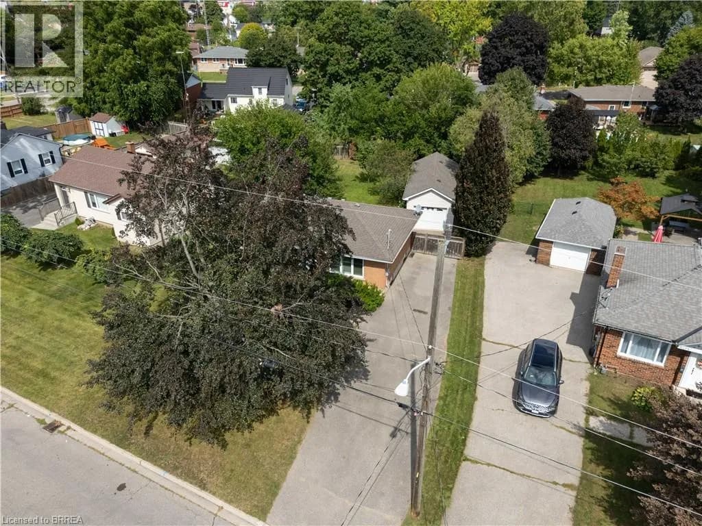 25 WAYNE Drive — photo 5 of 37