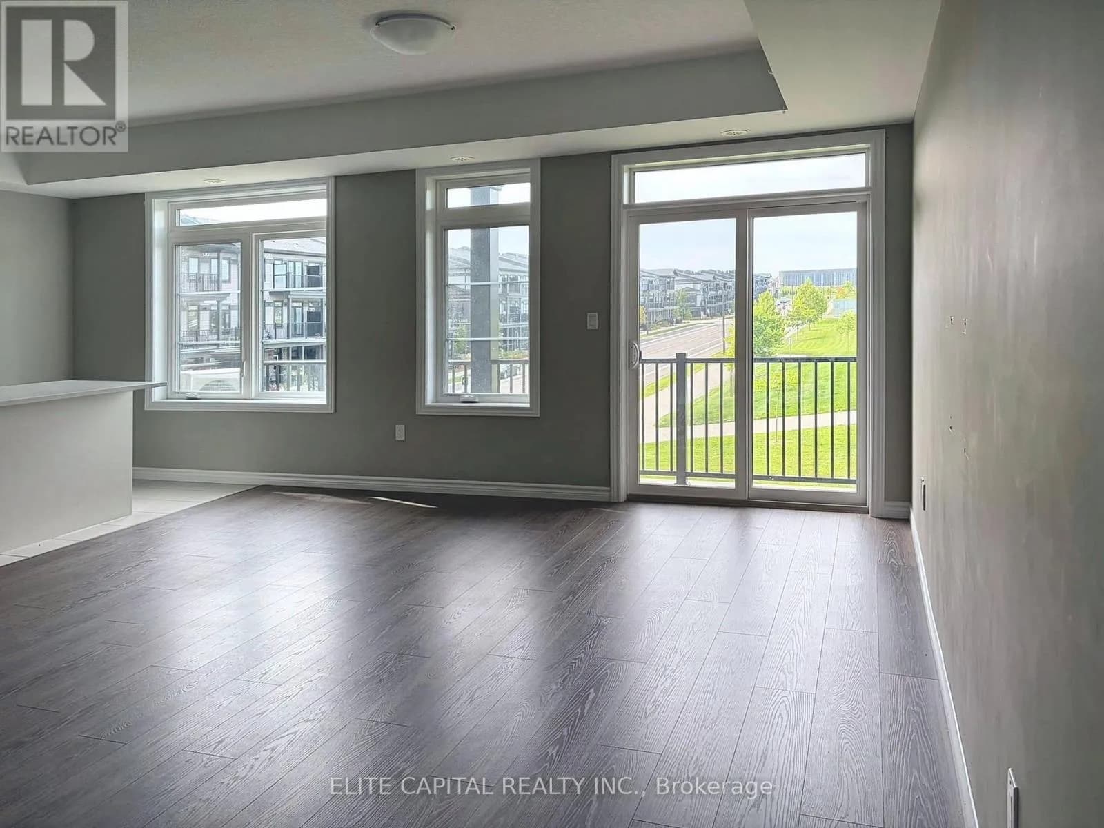 44 LOMOND LANE — photo 3 of 10