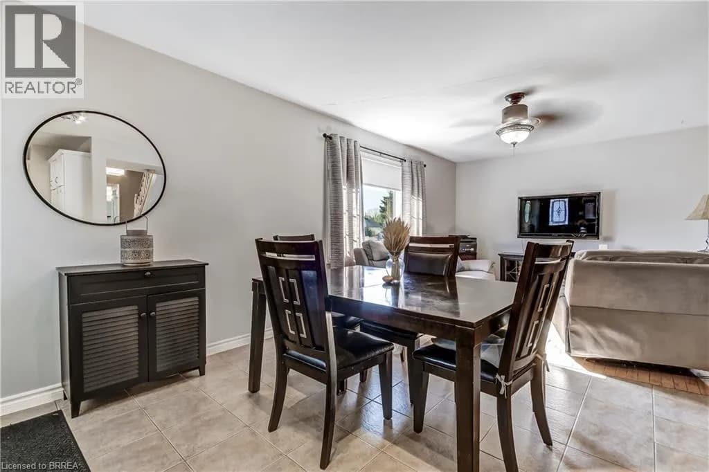 36 ALEXANDER Drive — photo 5 of 23