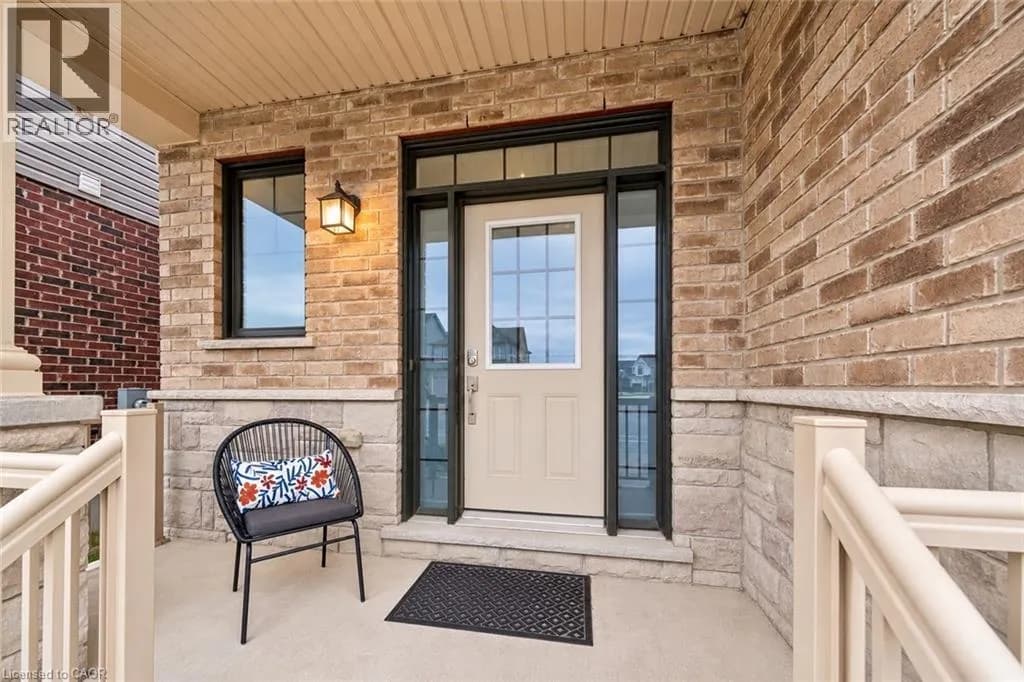 584 BLAIR CREEK Drive — photo 2 of 31