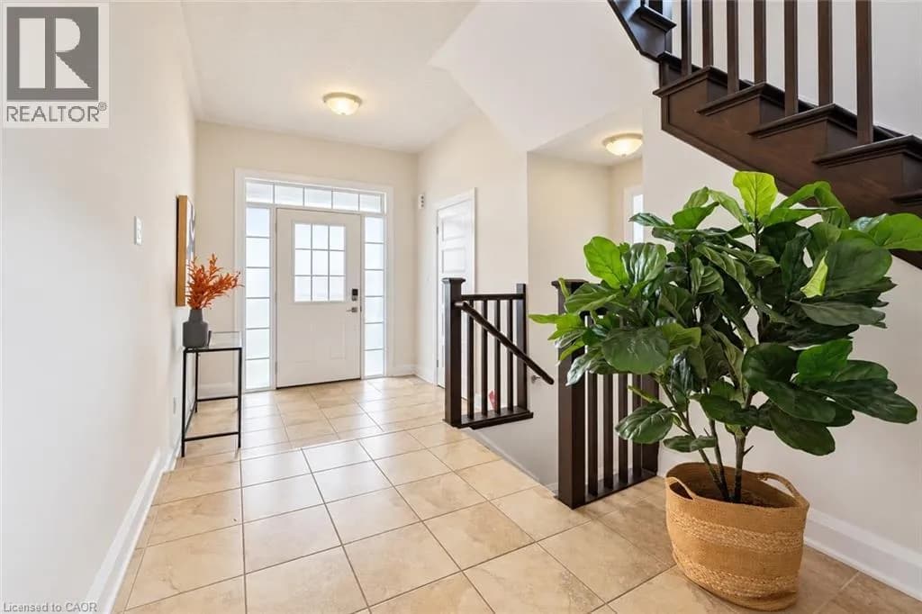 584 BLAIR CREEK Drive — photo 4 of 31