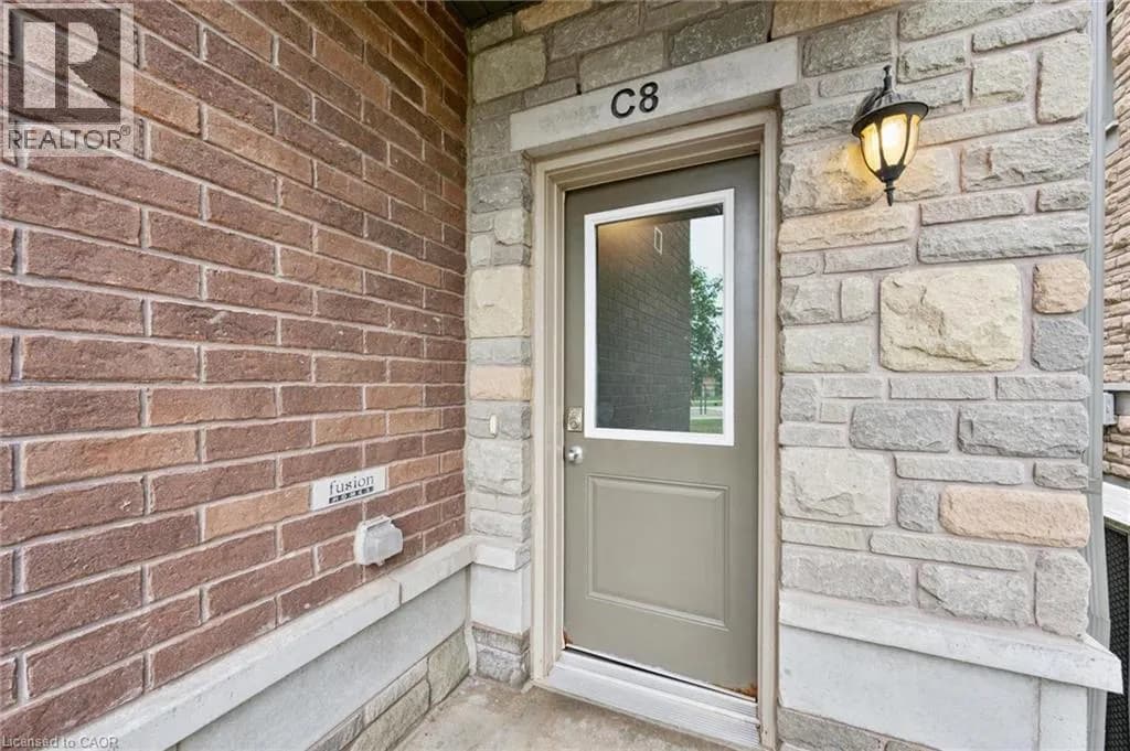 70 WILLOWRUN Drive Unit# #C8 — photo 5 of 40