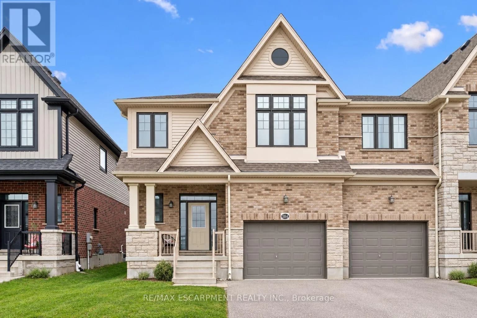 584 BLAIR CREEK DRIVE — photo 1 of 31