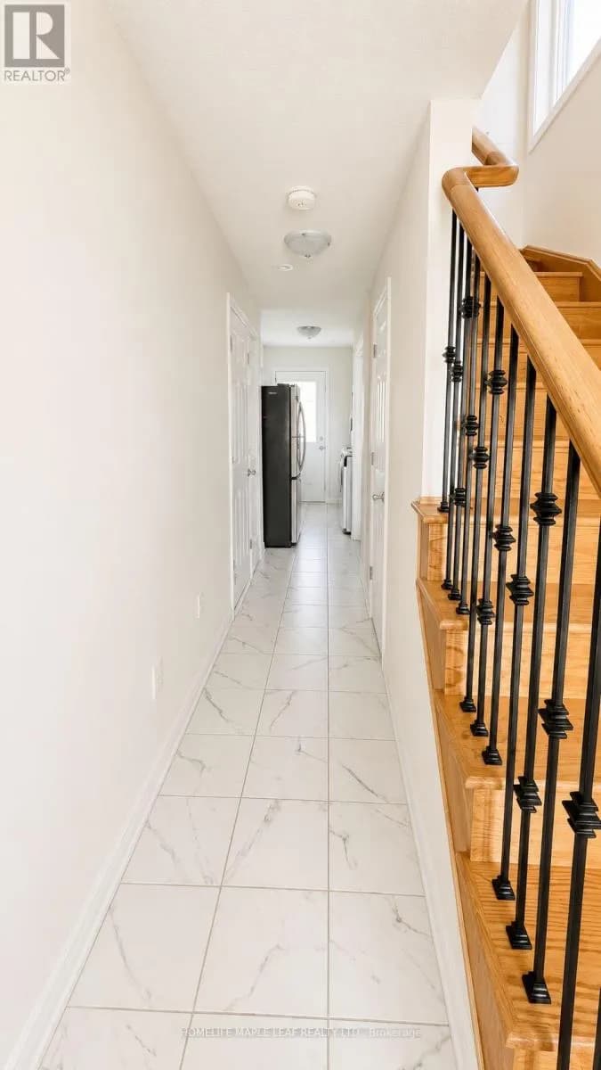 249 GILLESPIE DRIVE — photo 5 of 29