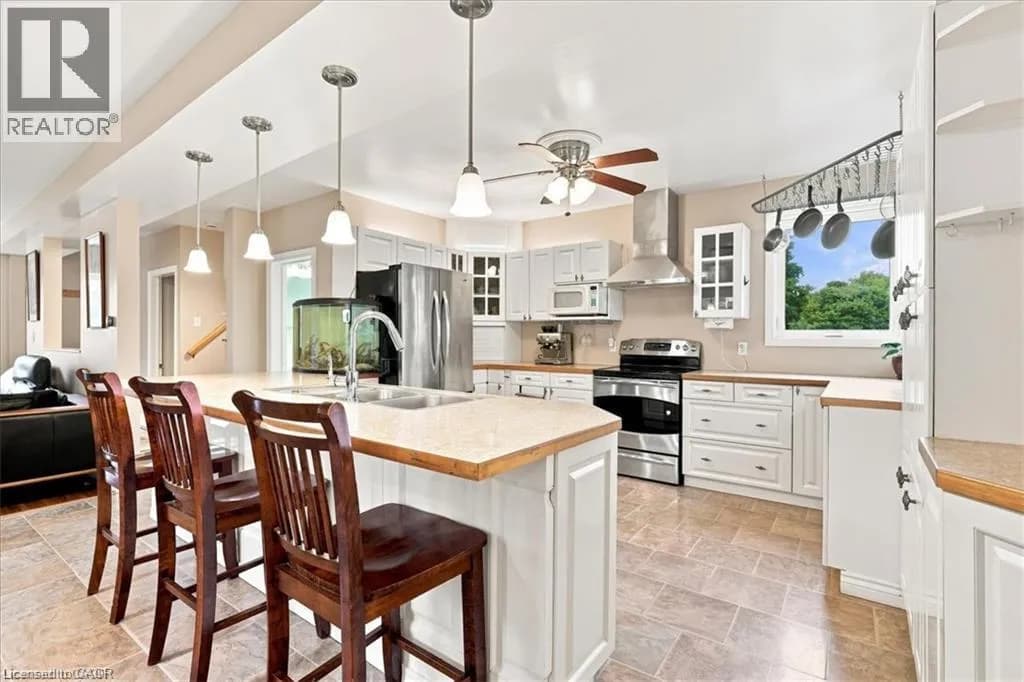 233 MANSION Street — photo 3 of 20