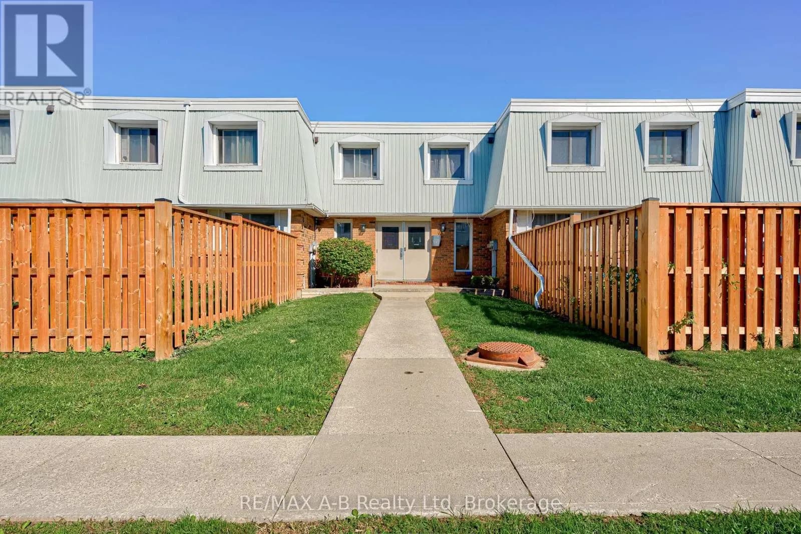 7 - 300 TRAYNOR AVENUE — photo 1 of 45