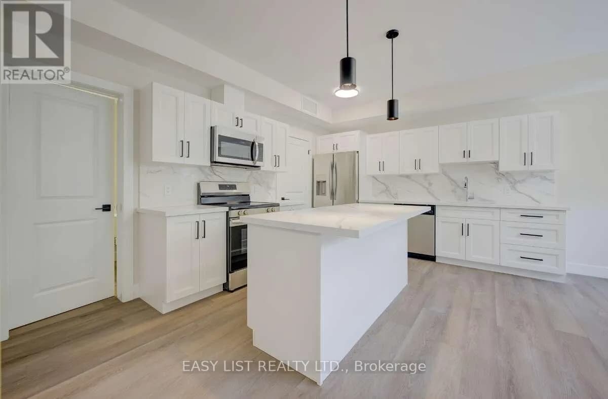 1 - 17 PETER STREET — photo 1 of 22