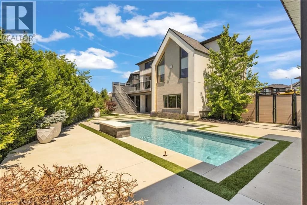 920 THOMAS PEDDER Court — photo 2 of 50