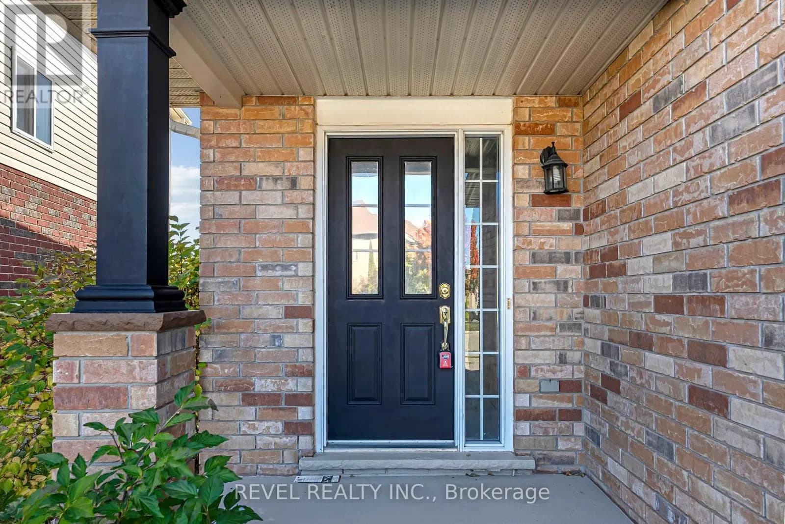 40 YATES AVENUE — photo 5 of 45