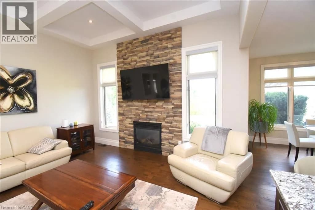 1 ELLINGTON Place — photo 5 of 33
