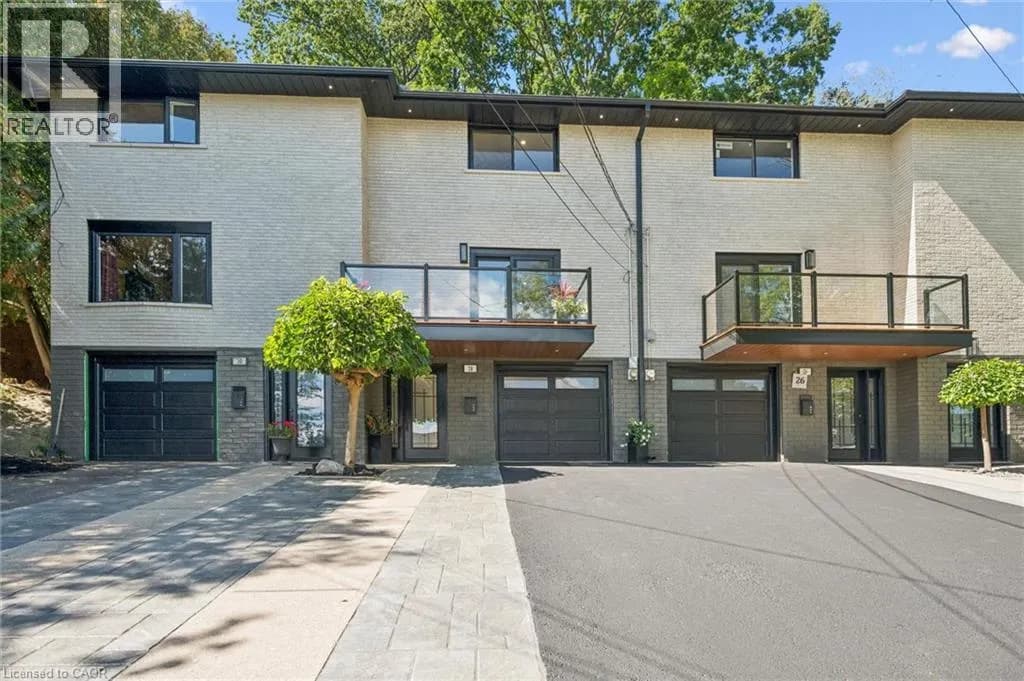 28 BORDEN Street — photo 4 of 36