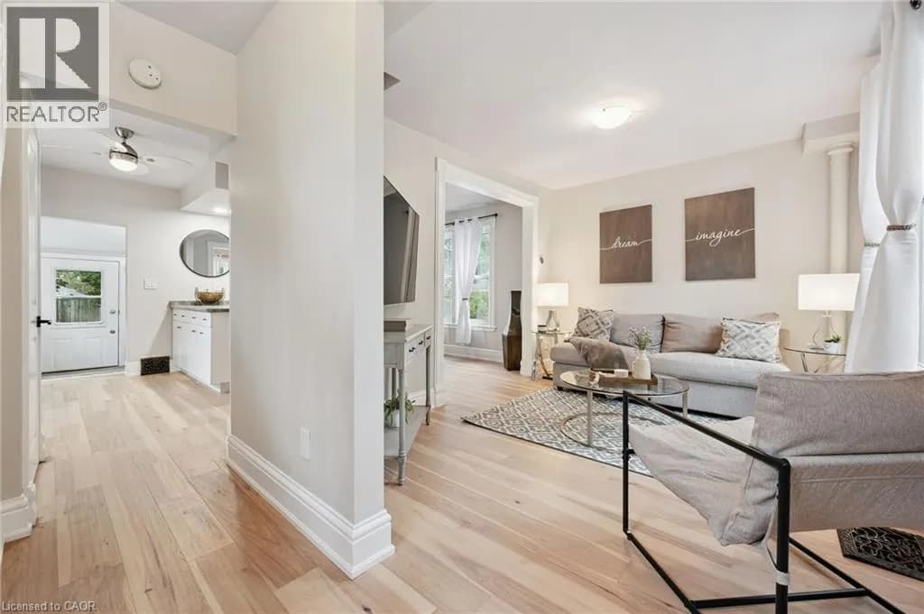 132 PERTH Street — photo 3 of 26