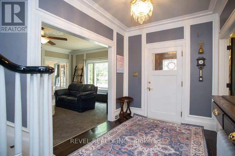 116 DUFFERIN AVENUE — photo 3 of 46