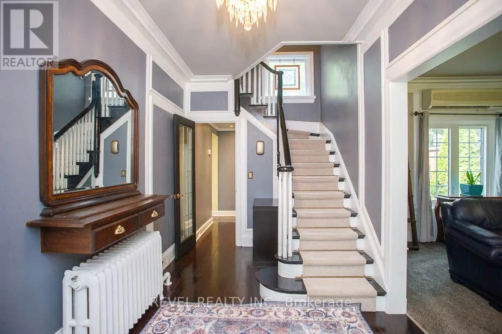 116 DUFFERIN AVENUE — photo 4 of 46