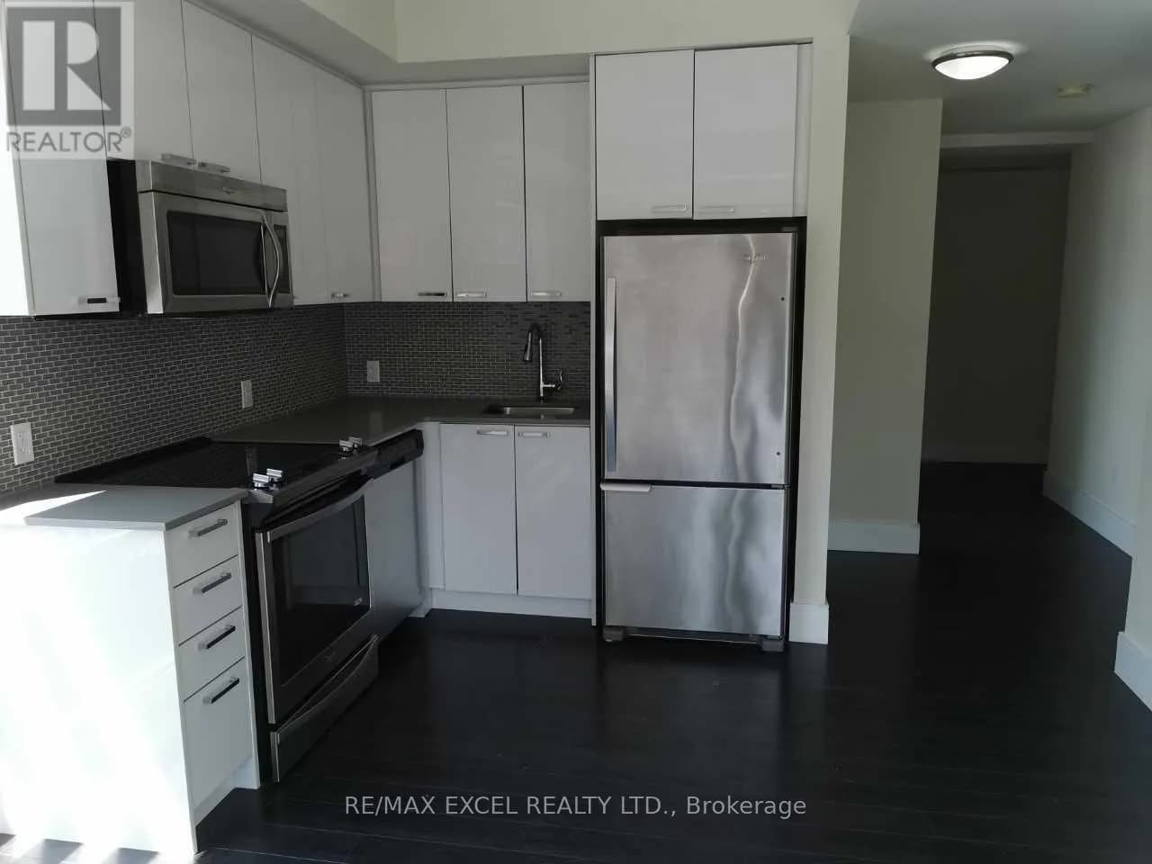 107 - 155 ST LEGER STREET — photo 3 of 16