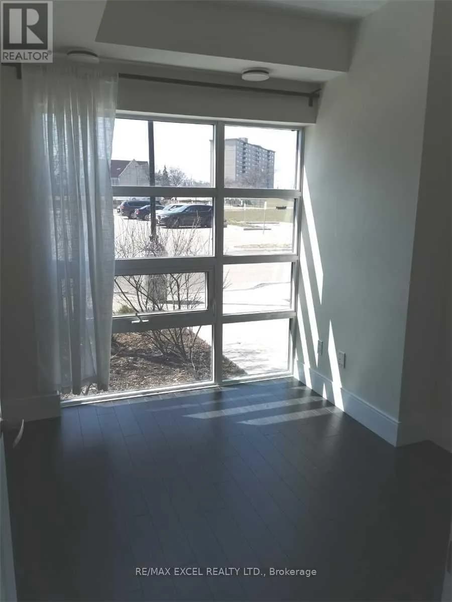 107 - 155 ST LEGER STREET — photo 5 of 16