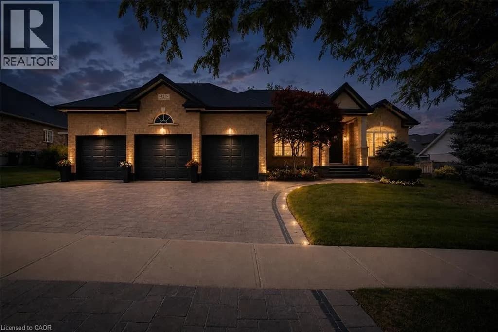 457 CARYNDALE Drive — photo 3 of 49