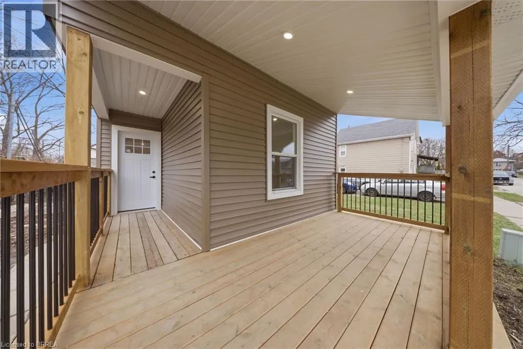 17 ABLE Avenue — photo 3 of 24