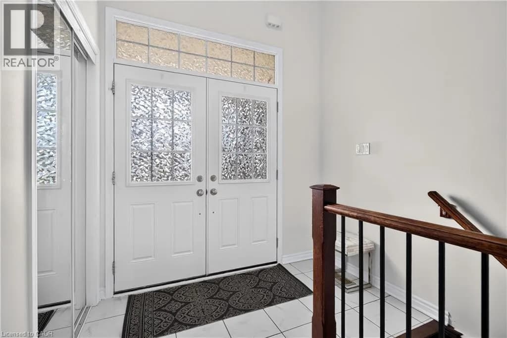 7 PICKETT Place — photo 5 of 50