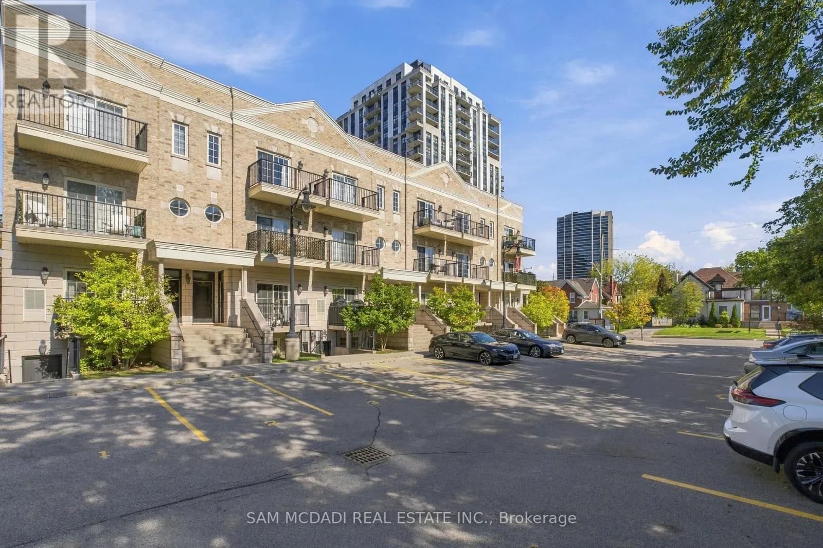 305 - 133 PARK STREET — photo 1 of 28